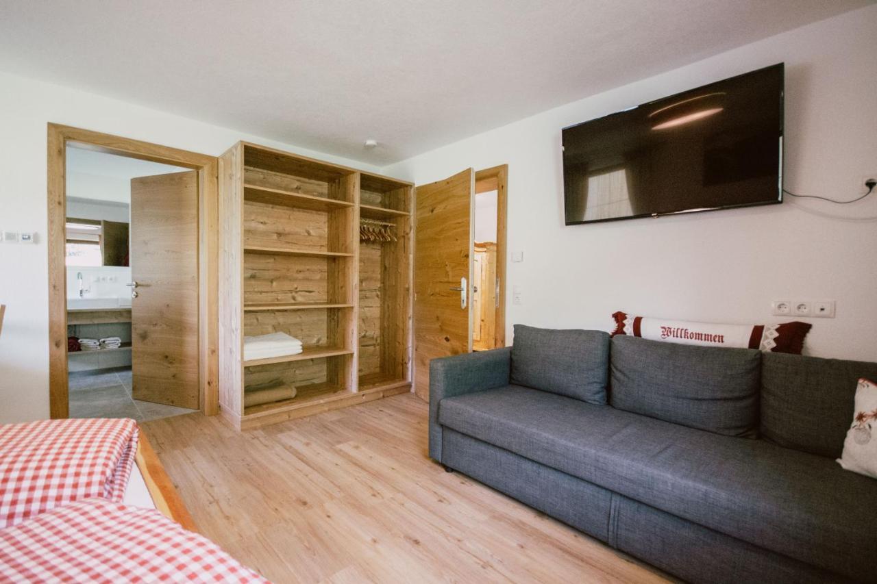 Nedererhof - Zimmer Enzian Mit Gemeinschaftskueche Schmirn Екстер'єр фото